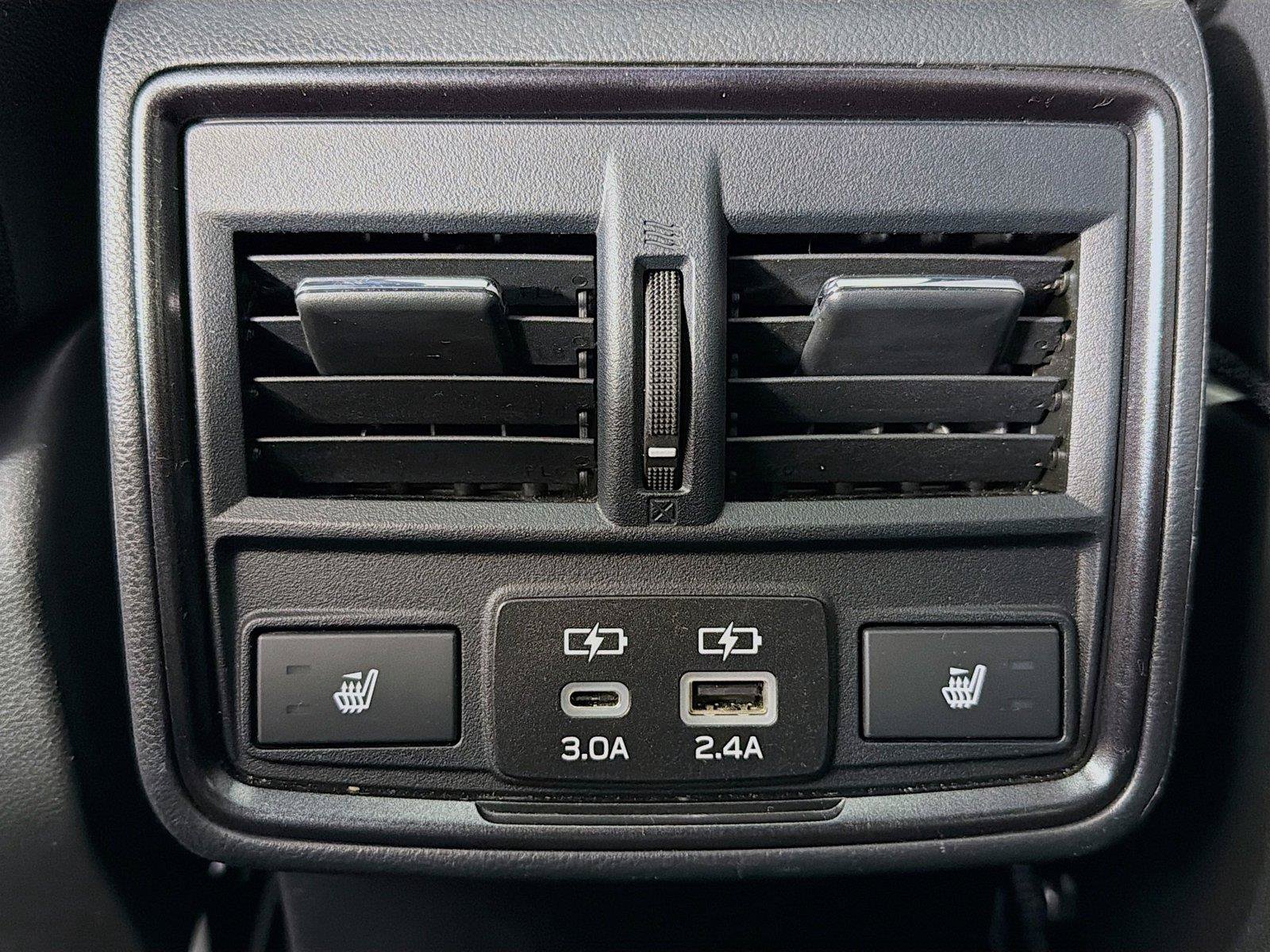 Used 2025 Subaru Forester Touring AWD/4WD image 28