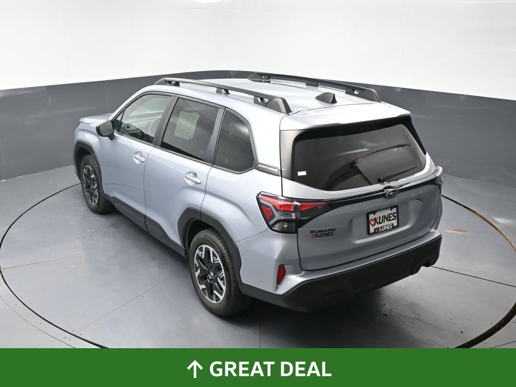 Used 2025 Subaru Forester Premium AWD/4WD image 48