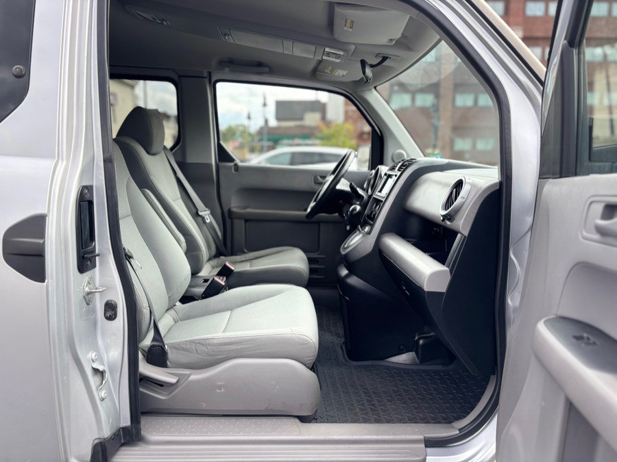 Used 2010 Honda Element EX image 17