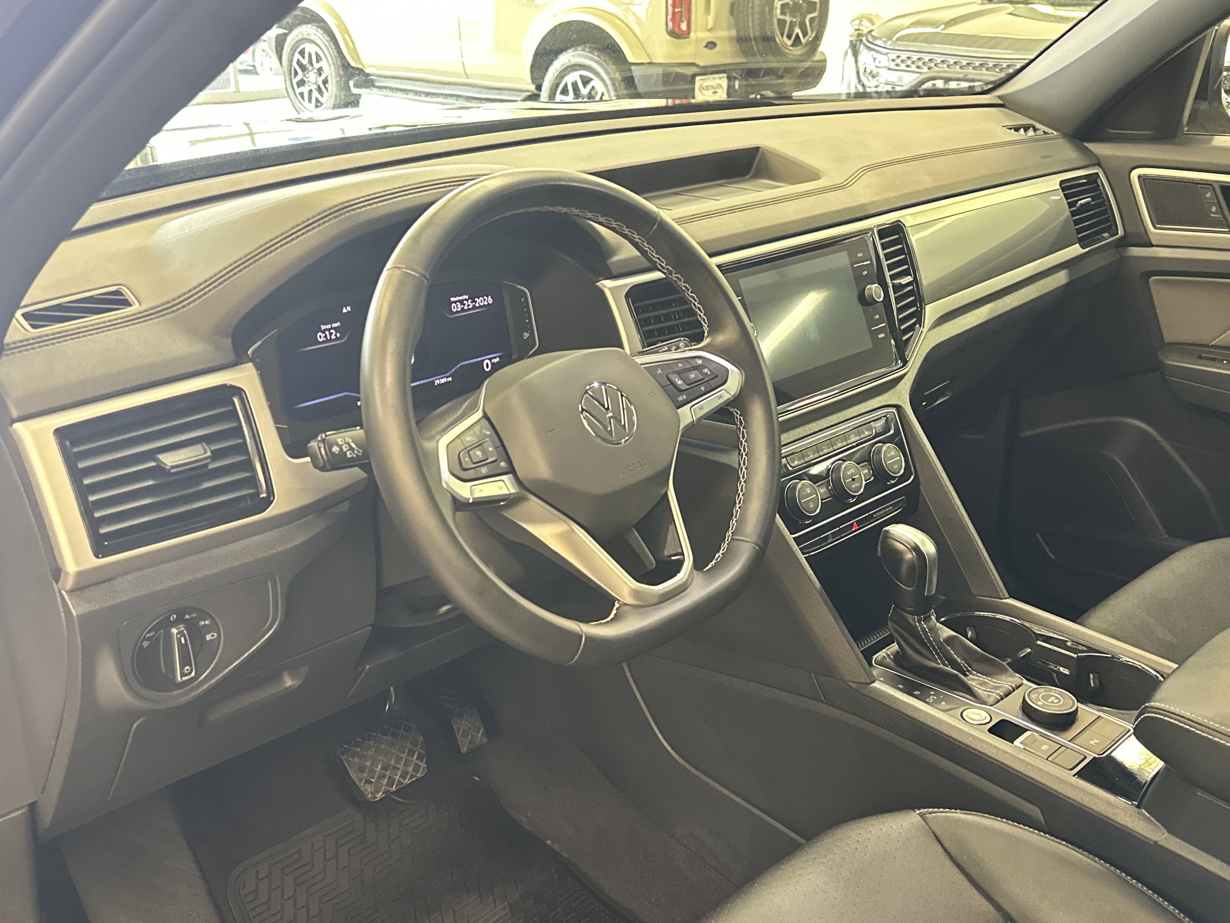 Used 2023 Volkswagen Atlas Cross Sport SEL image 26