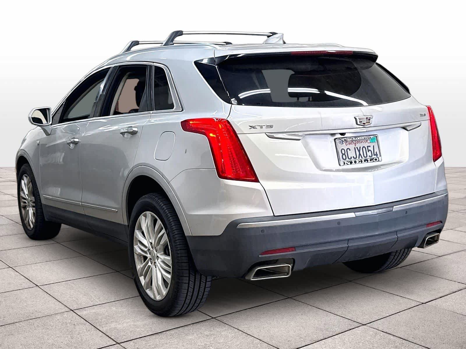 Used 2018 Cadillac XT5 Premium Luxury FWD image 14