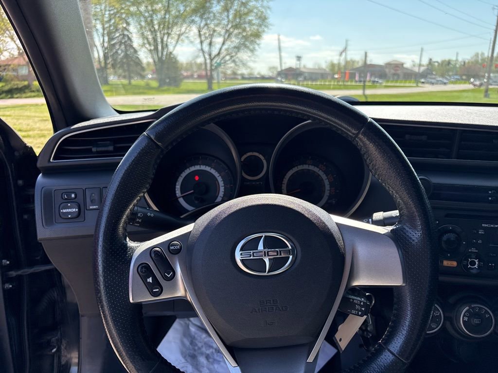 Used 2013 Scion tC FWD image 30