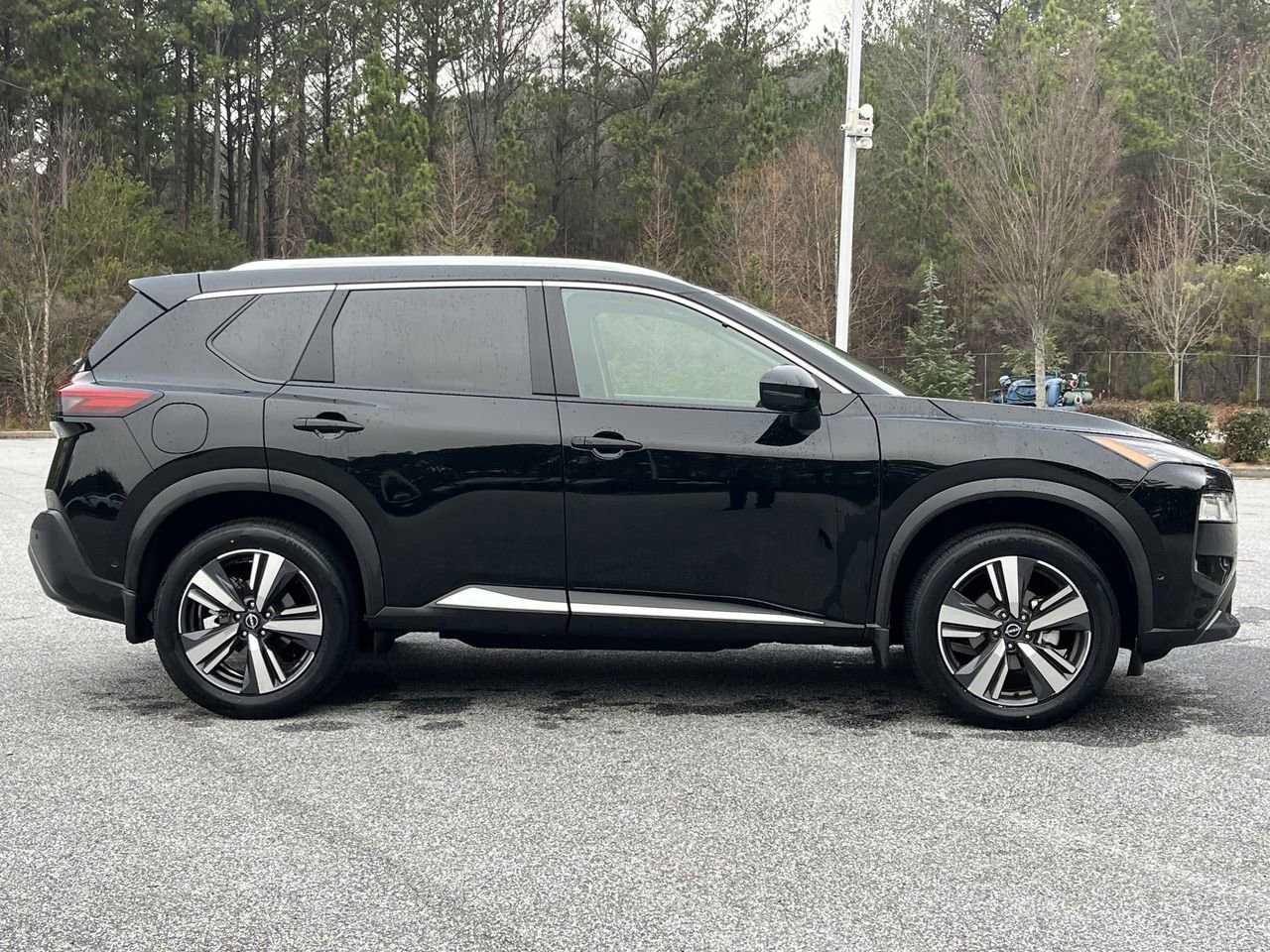 Certified 2023 Nissan Rogue SL w/ SL Premium Package image 27