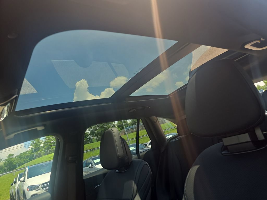 New 2026 Mercedes-Benz GLC 300 4MATIC image 21