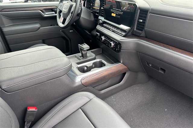 New 2026 GMC Sierra 1500 SLT w/ SLT Premium Package image 15