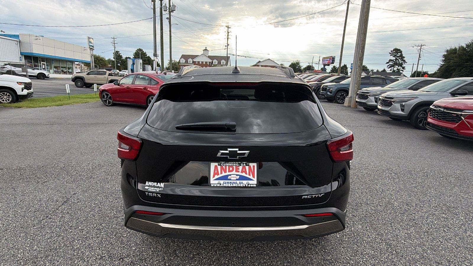 New 2026 Chevrolet Trax ACTIV w/ Sunroof Package FWD image 10