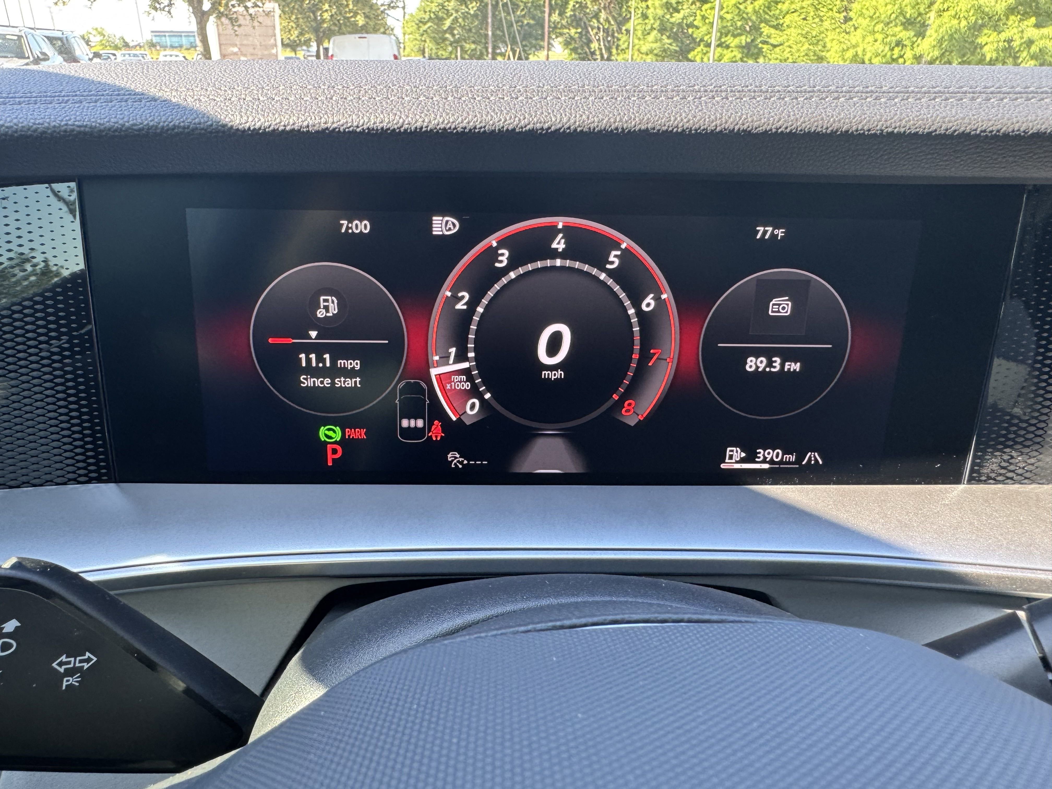 Certified 2026 Volkswagen Tiguan SE R-Line FWD image 40