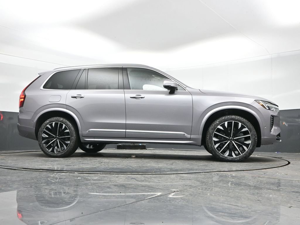 New 2026 Volvo XC90 B5 Plus image 38