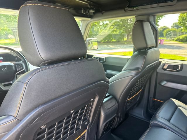 Certified 2022 Ford Bronco Badlands w/ Sasquatch Package AWD/4WD image 27
