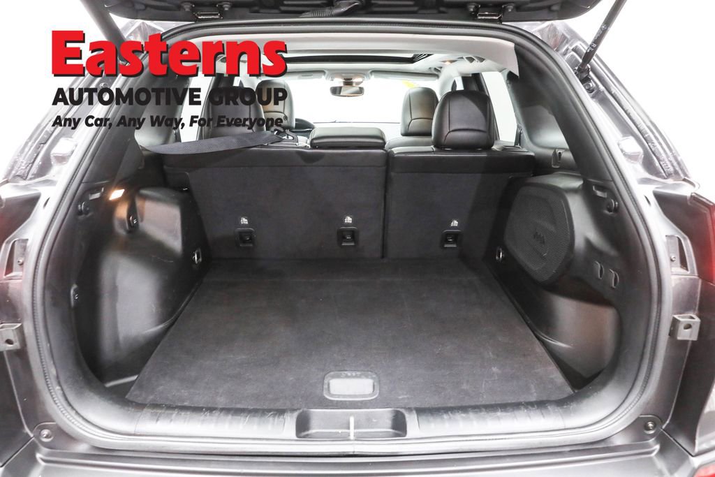 Used 2021 Jeep Cherokee Limited image 9
