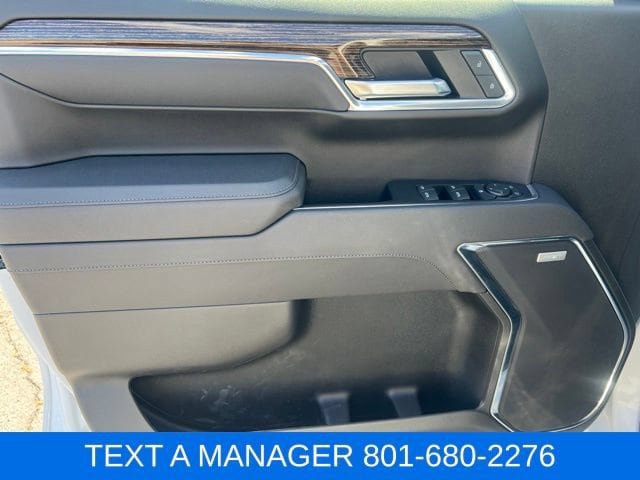 Used 2025 GMC Sierra 1500 Elevation w/ Elevation Premium Package AWD/4WD image 16