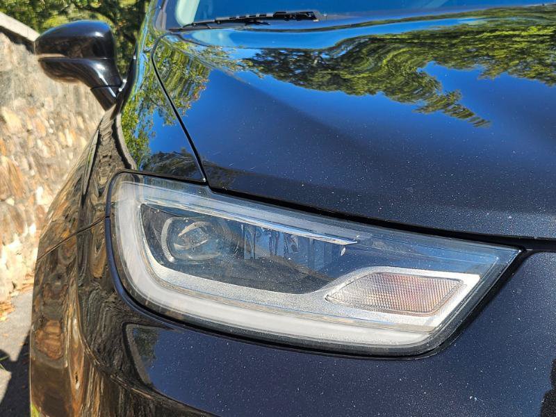Used 2021 Chrysler Pacifica Touring-L FWD image 23