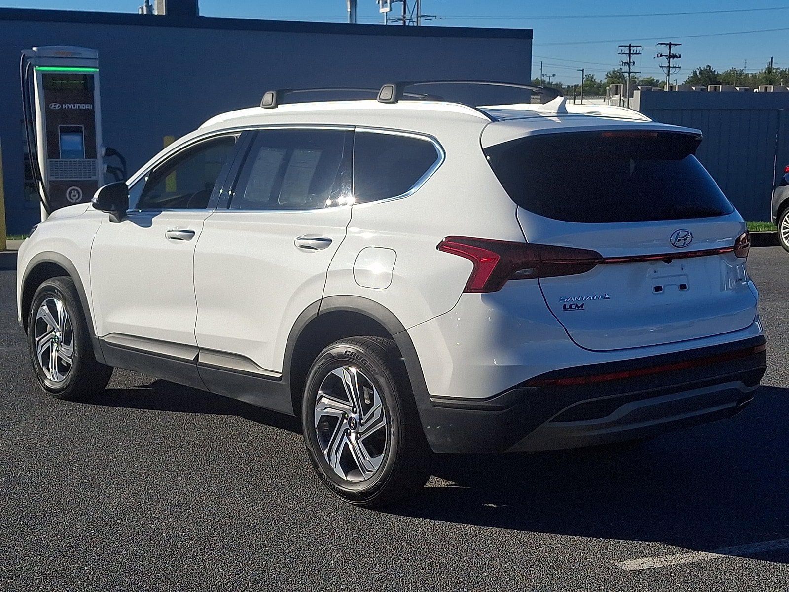 Certified 2023 Hyundai Santa Fe SEL AWD/4WD image 7