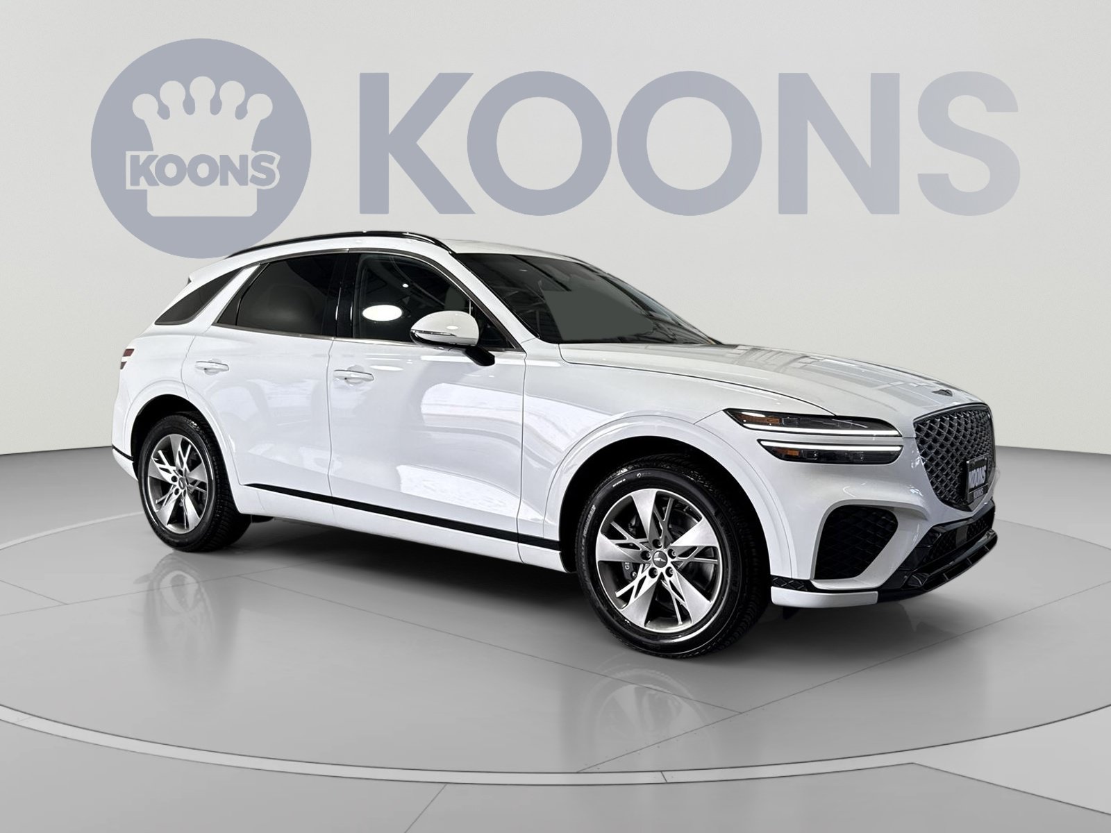 Used 2024 Genesis GV70 3.5T Sport AWD/4WD image 2