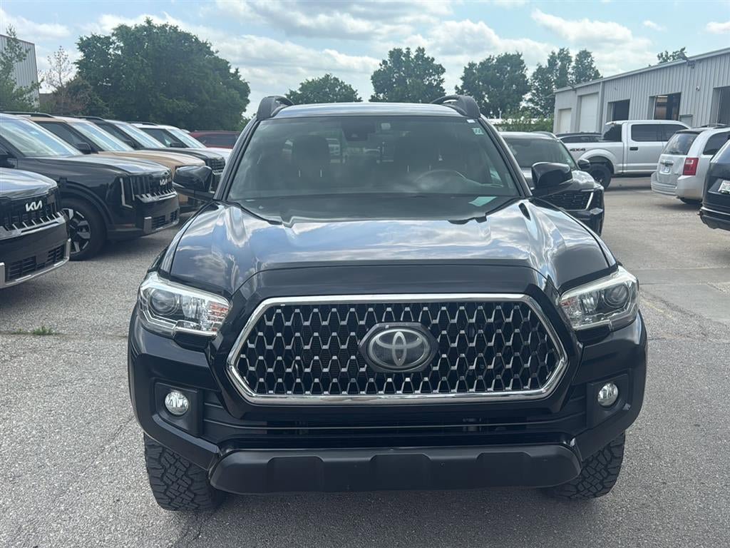 Used 2019 Toyota Tacoma TRD Off-Road w/ Technology Package AWD/4WD image 7