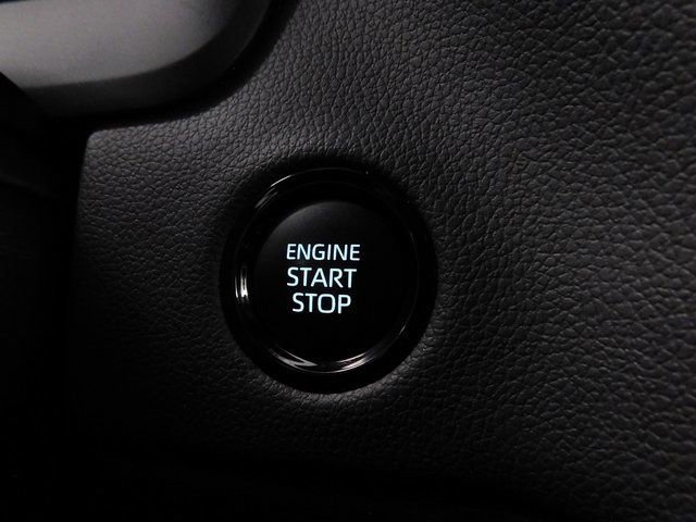 Used 2025 Toyota Tundra Limited image 30