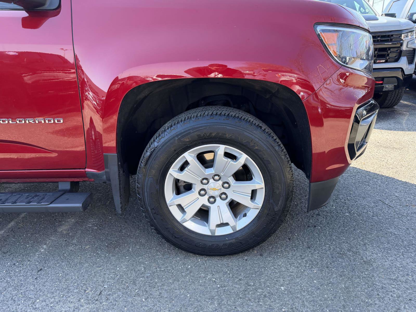 Certified 2022 Chevrolet Colorado LT w/ LT Convenience Package AWD/4WD image 5