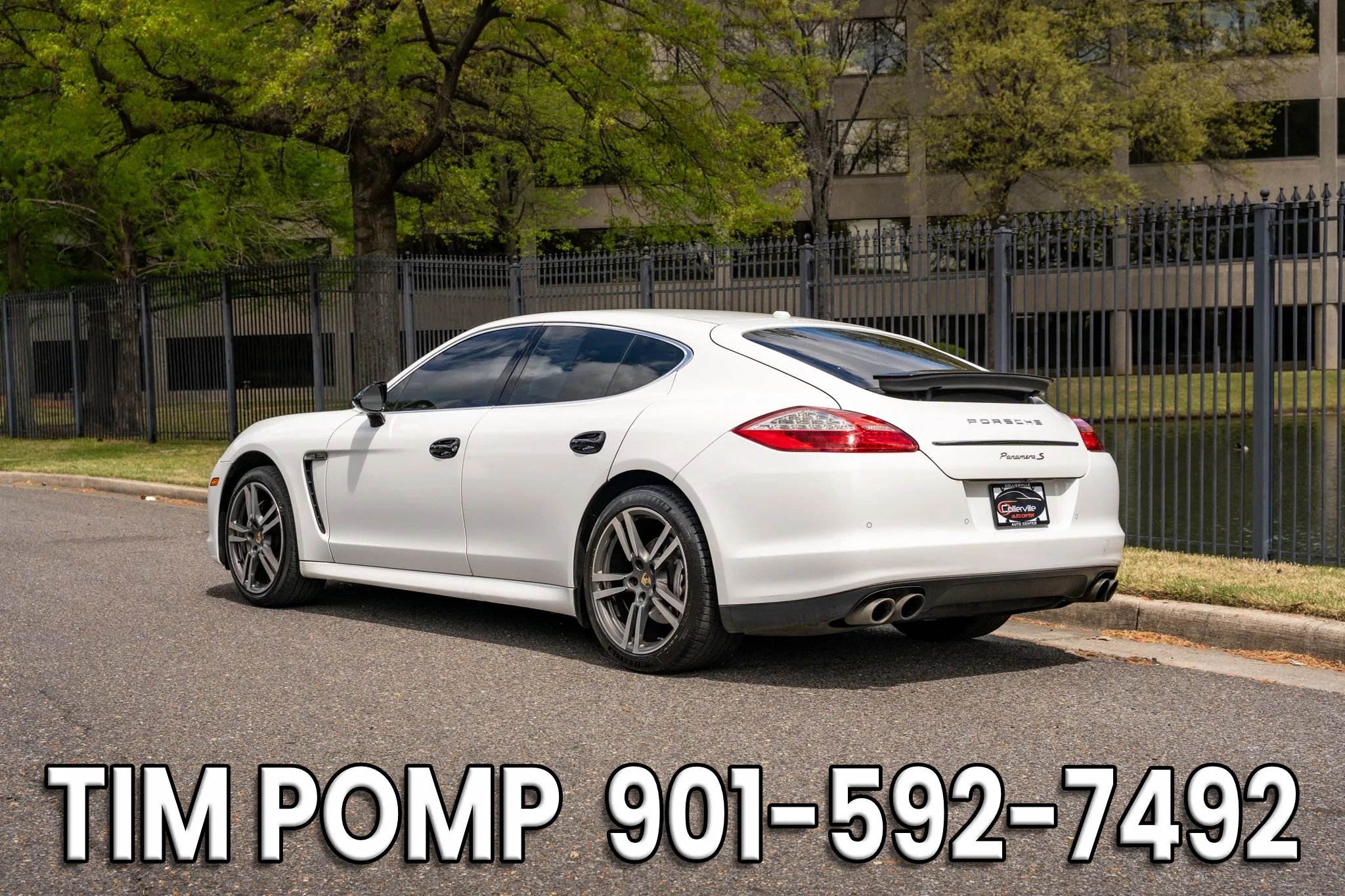 Used 2011 Porsche Panamera S image 8