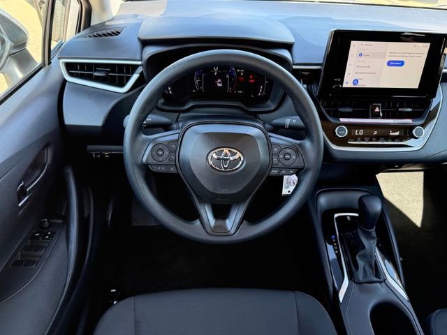 Used 2026 Toyota Corolla LE FWD image 25