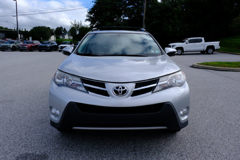 Used 2013 Toyota RAV4 Limited AWD/4WD image 8