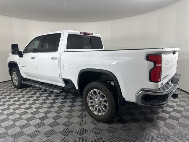 Used 2025 Chevrolet Silverado 2500 LTZ w/ LTZ Premium Package image 4