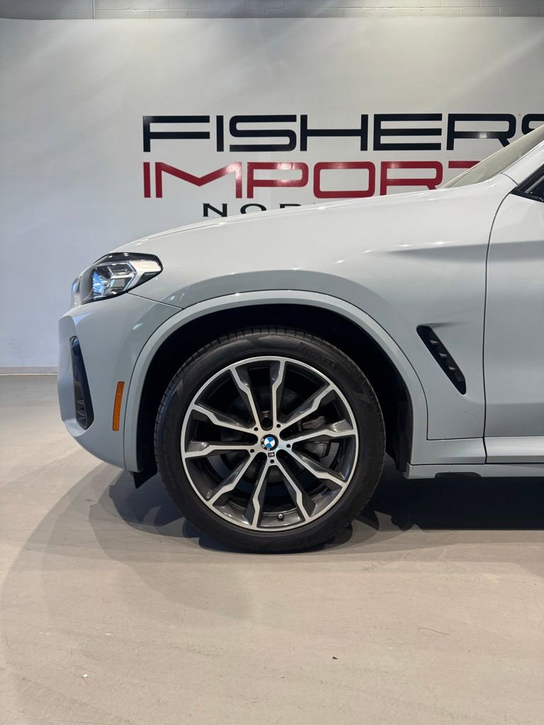 Used 2022 BMW X3 xDrive30i w/ M Sport Package 2 AWD/4WD image 3