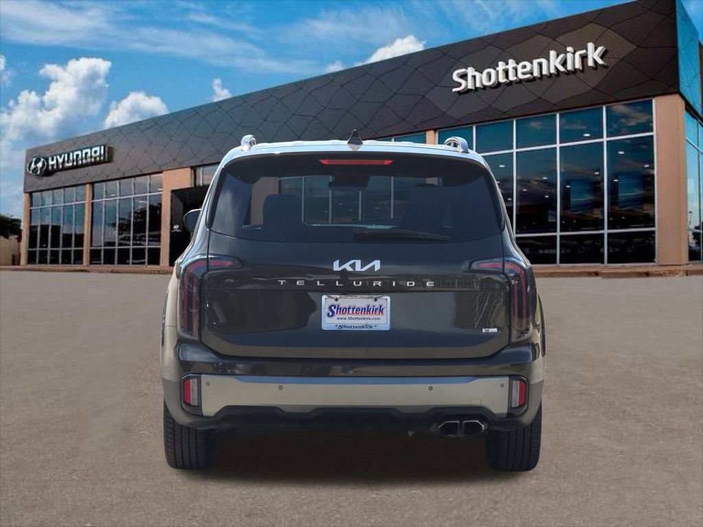 Used 2023 Kia Telluride EX X-Line AWD/4WD image 7