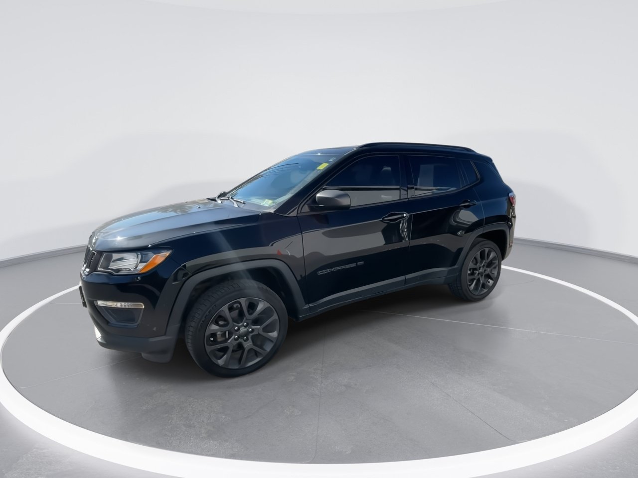 Used 2021 Jeep Compass Latitude w/ Sun and Sound Group AWD/4WD image 4