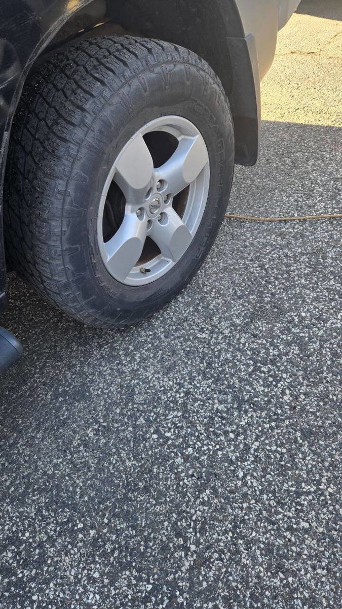 Used 2005 Nissan Xterra SE image 16