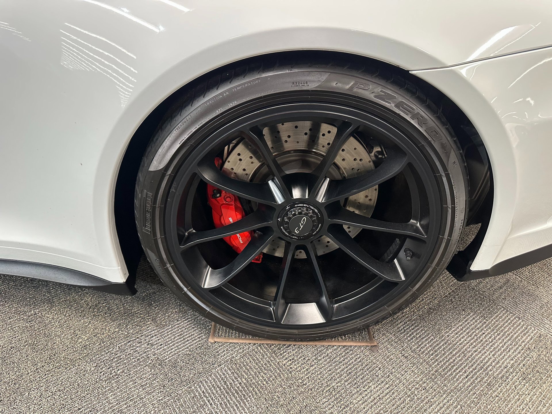Used 2018 Porsche 911 GT3 image 31