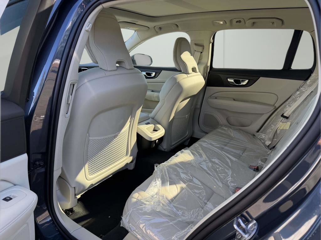 New 2026 Volvo V60 B5 Cross Country Plus w/ Protection Package Premier AWD/4WD image 14