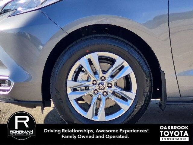 New 2026 Toyota Sienna Limited FWD image 11
