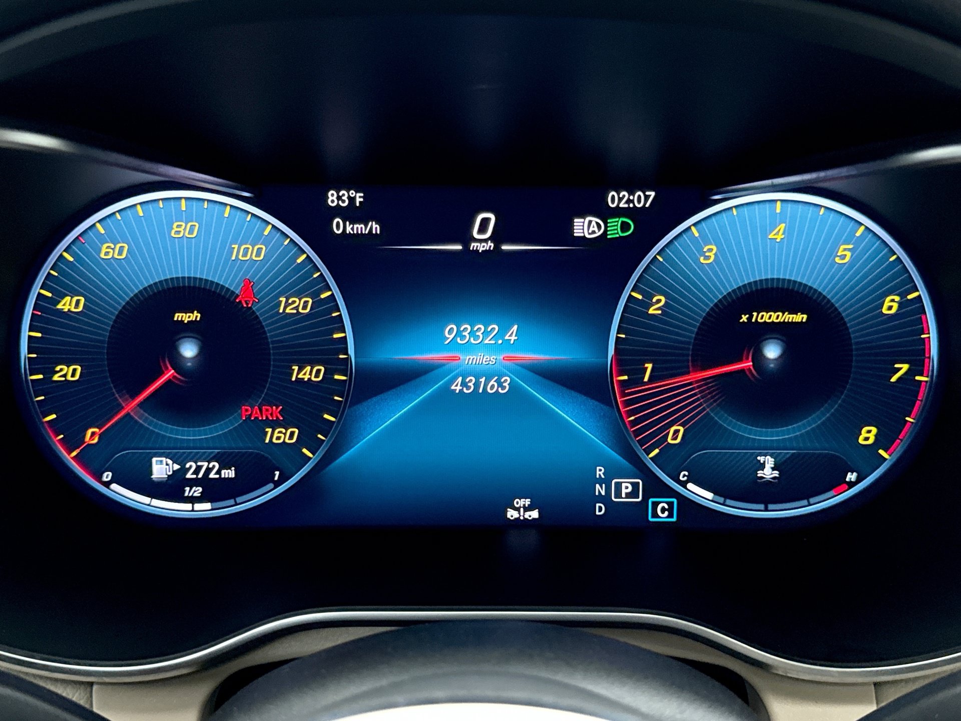 Used 2023 Mercedes-Benz GLC 300 4MATIC Coupe image 13