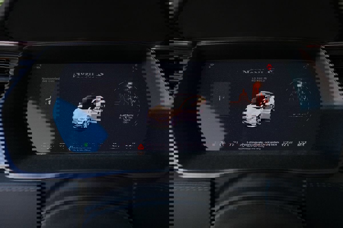 Used 2020 Tesla Model S Long Range Plus image 16