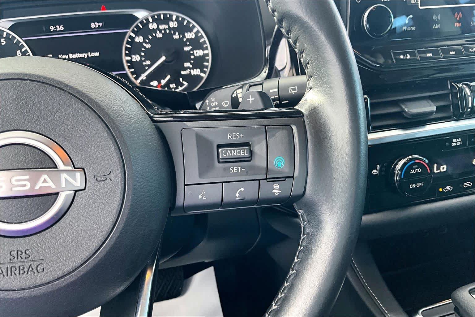 Used 2023 Nissan Pathfinder SL w/ SL Premium Package FWD image 25