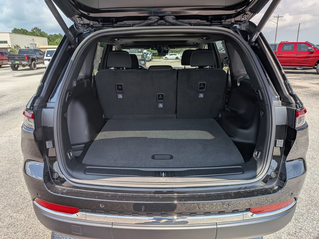 New 2026 Jeep Grand Cherokee Laredo X RWD image 26