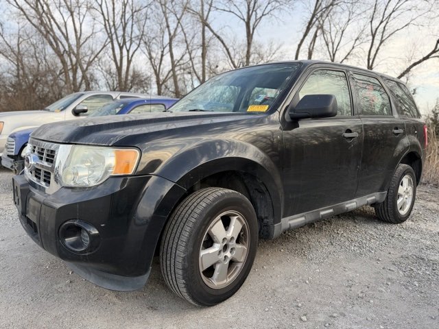 Used 2011 Ford Escape XLS w/ 101A Rapid Spec Order Code image 2