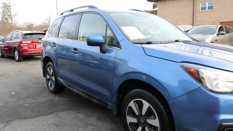 Used 2017 Subaru Forester 2.5i Limited image 2