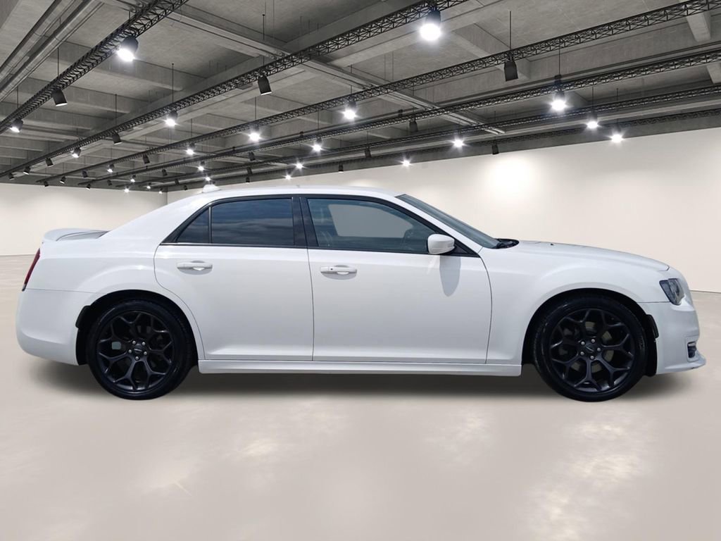 Used 2019 Chrysler 300 S w/ S Model Appearance Package image 17