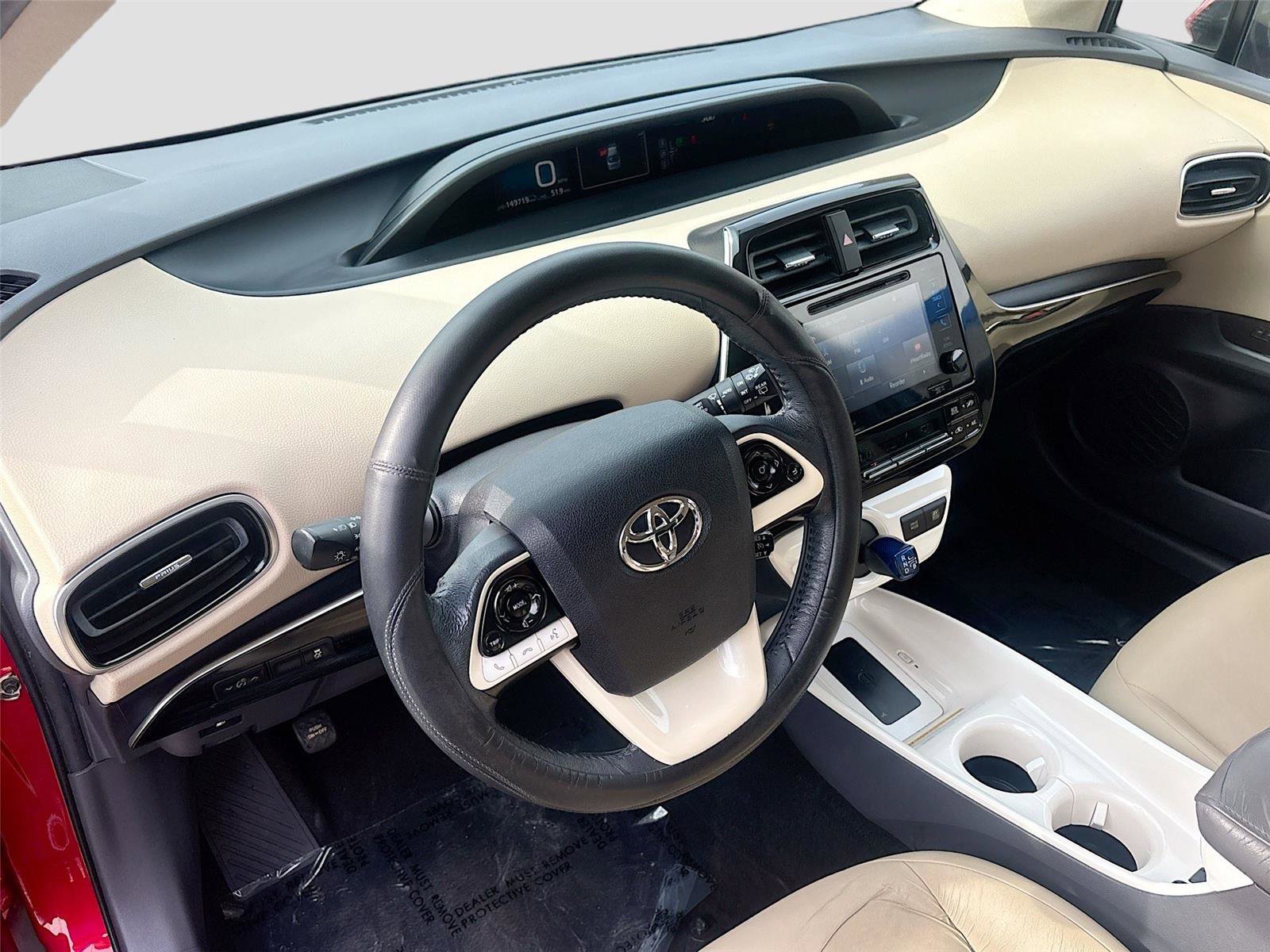 Used 2016 Toyota Prius Four image 9