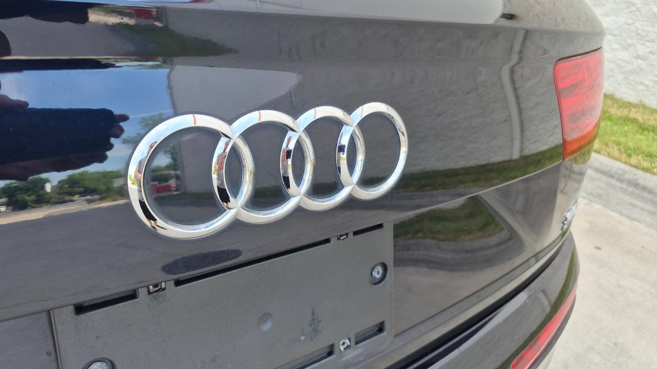 Used 2017 Audi Q7 3.0T Premium Plus image 16