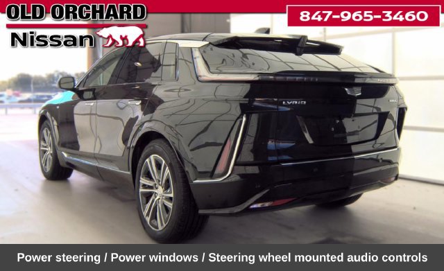 Used 2024 Cadillac Lyriq Luxury AWD/4WD image 6
