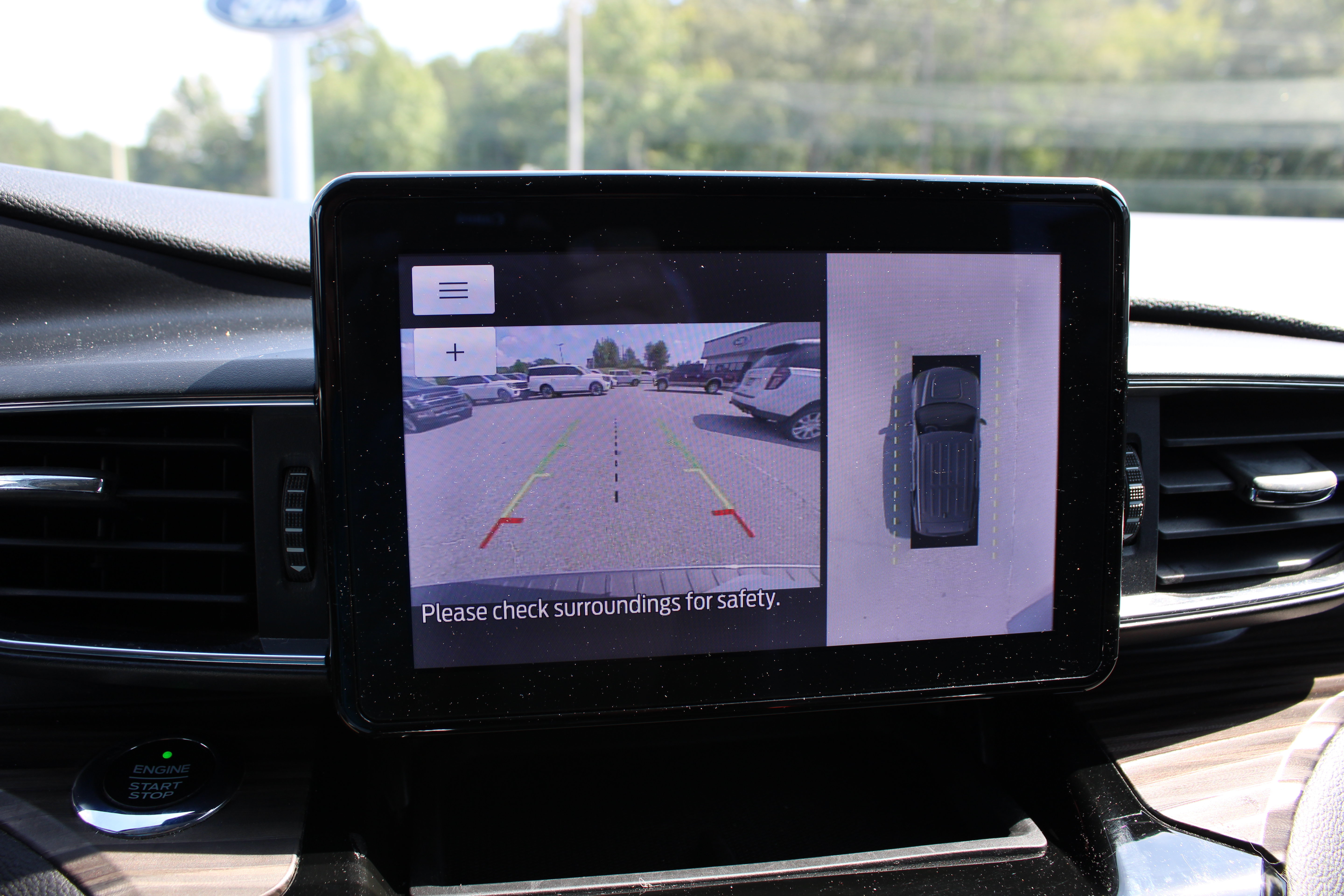 Used 2021 Ford Explorer Limited w/ Equipment Group 301A RWD image 26
