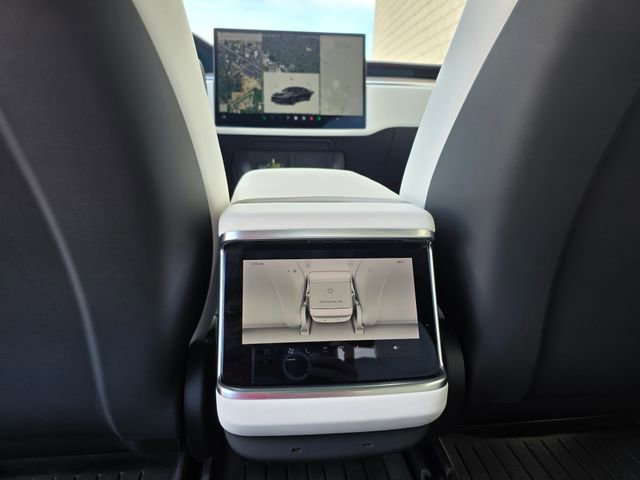 Used 2022 Tesla Model S AWD/4WD image 36