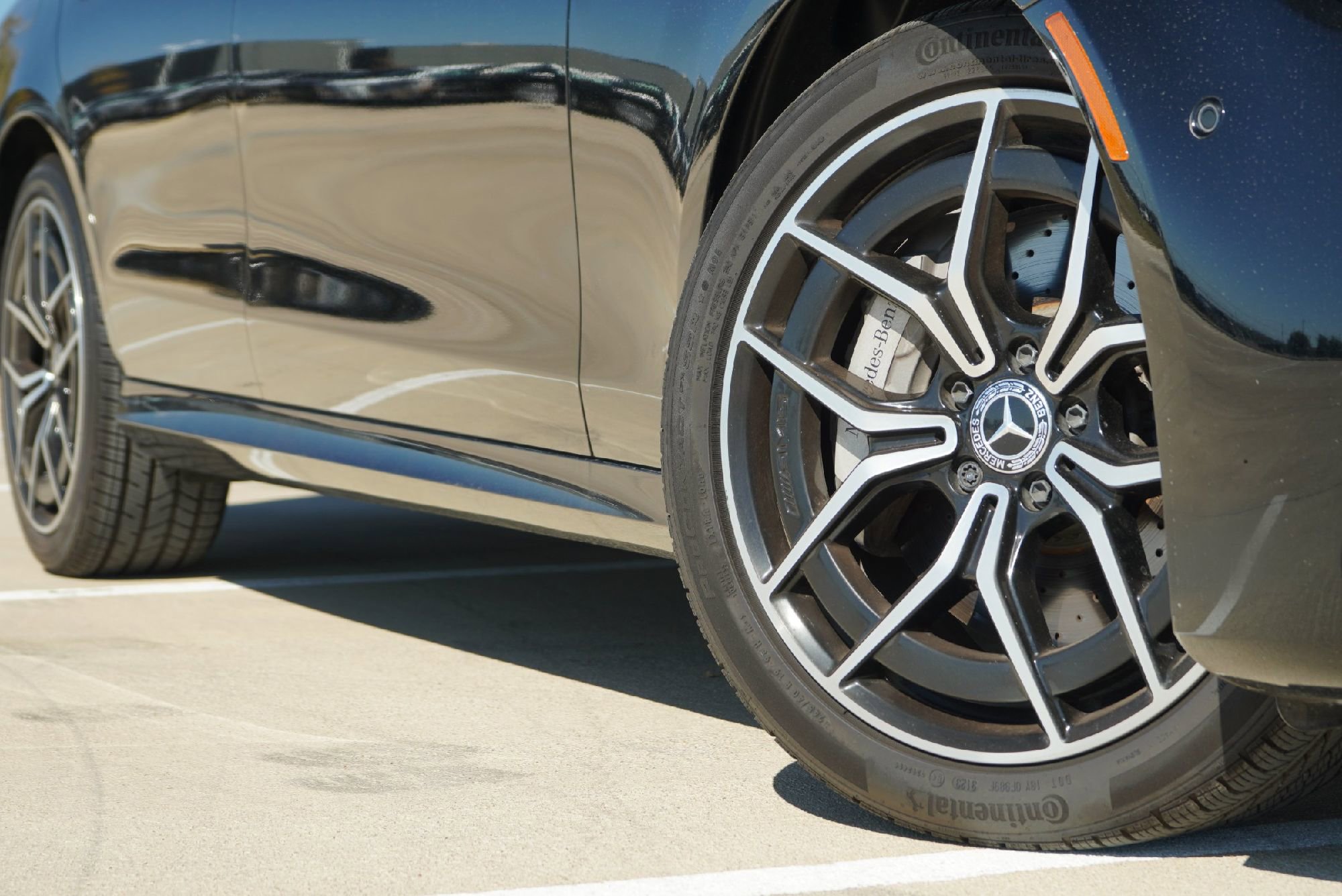 Used 2022 Mercedes-Benz E 450 4MATIC Sedan image 3