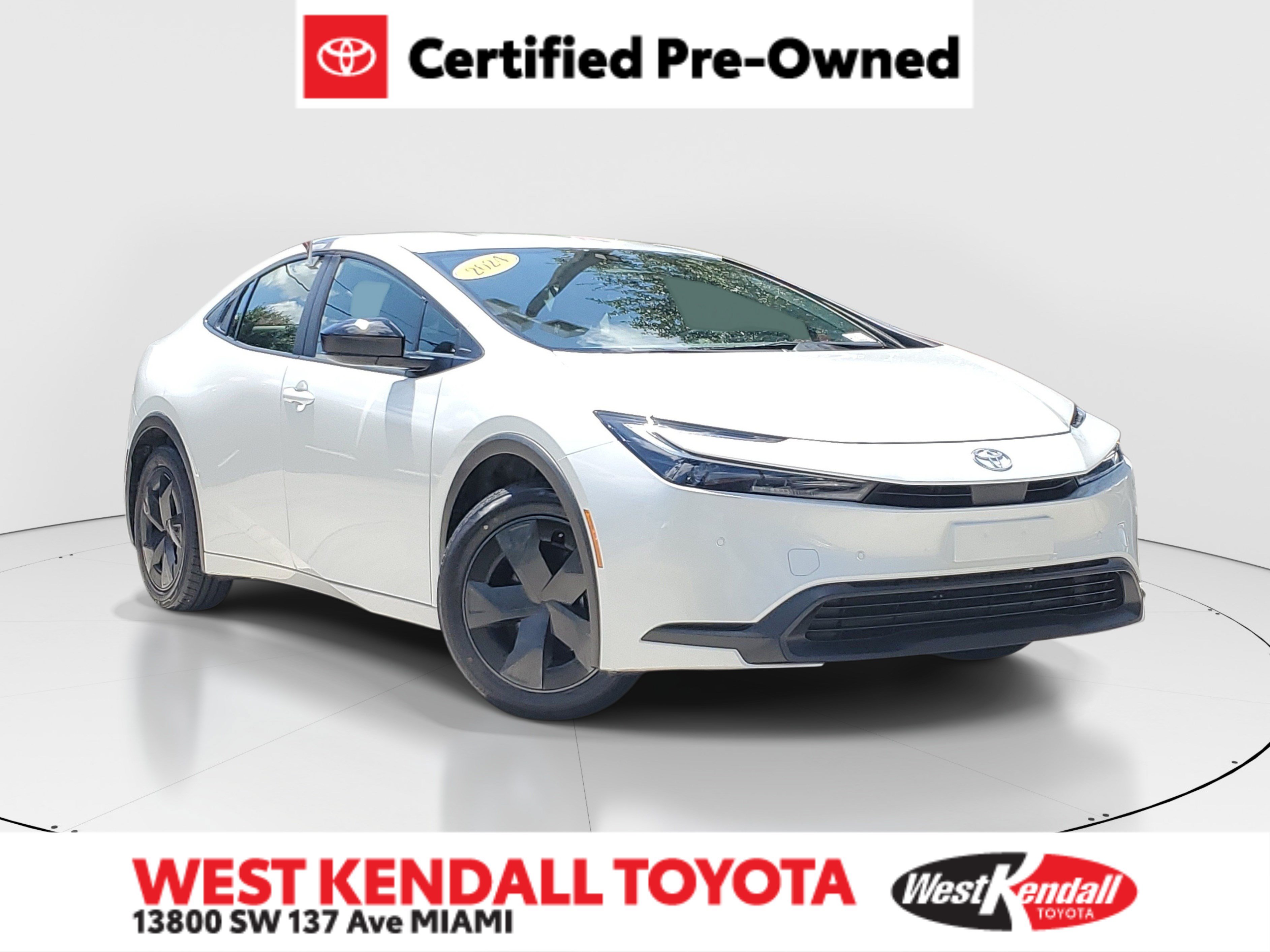 Certified 2024 Toyota Prius LE FWD image 1