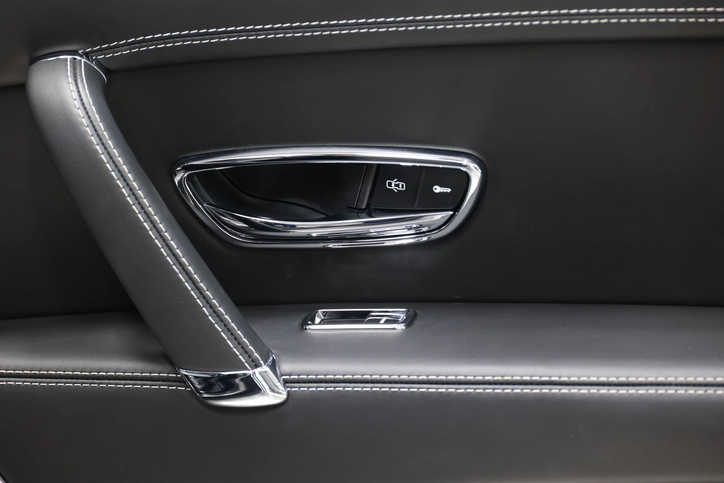 Used 2015 Bentley Flying Spur V8 AWD/4WD image 84