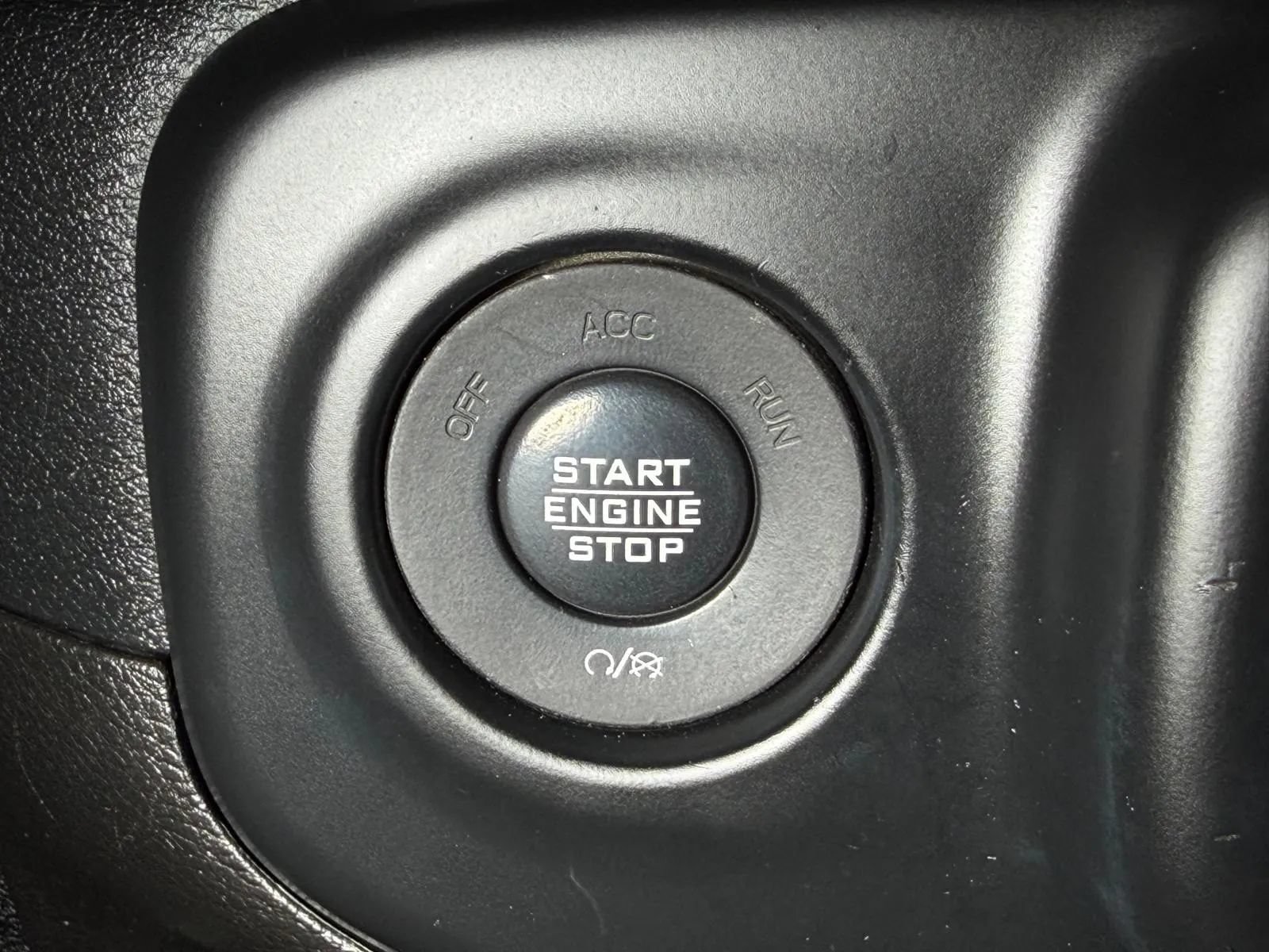 Used 2018 Jeep Wrangler Unlimited Sport S AWD/4WD image 29