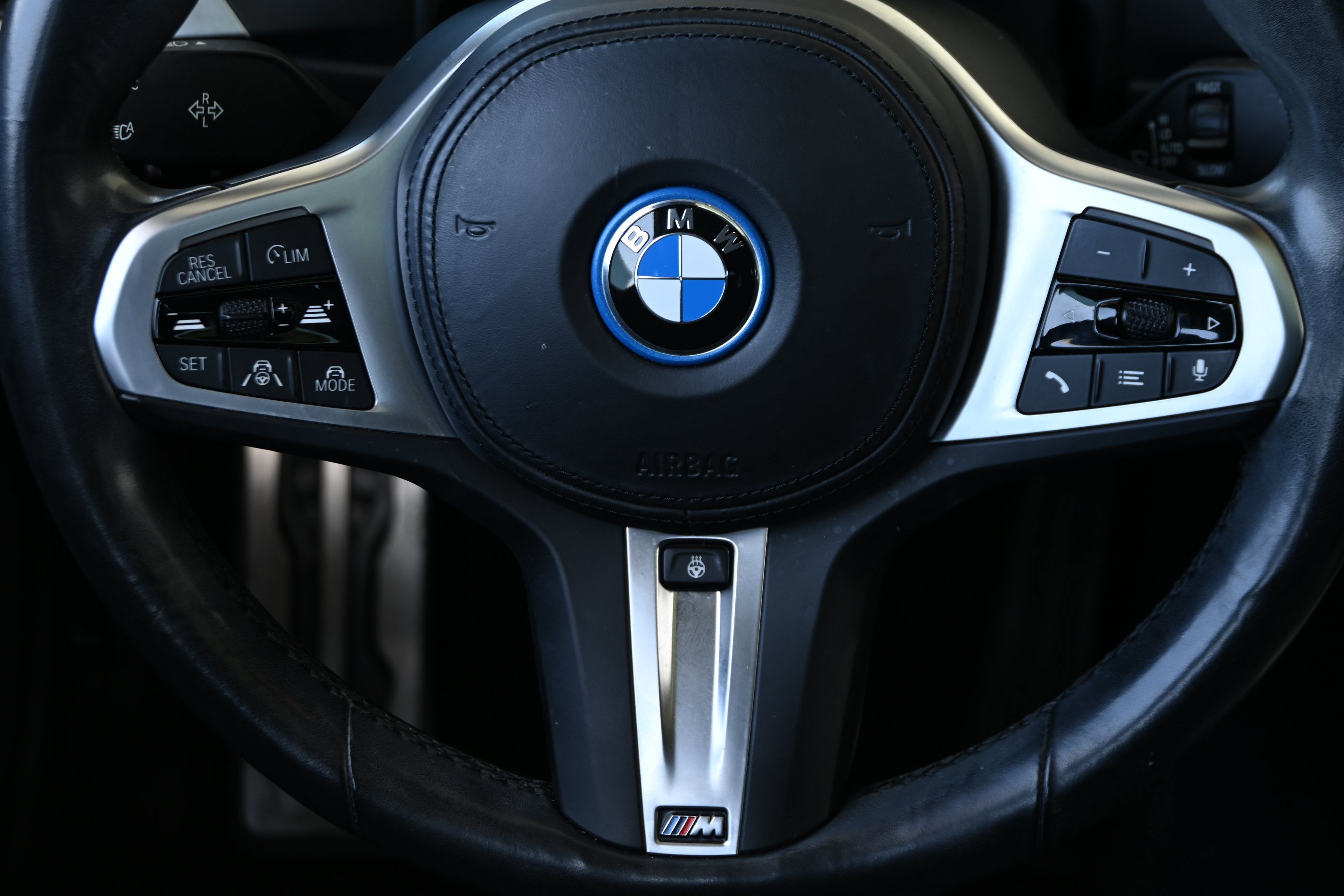 Certified 2023 BMW i4 eDrive40 w/ M Sport Package RWD image 31