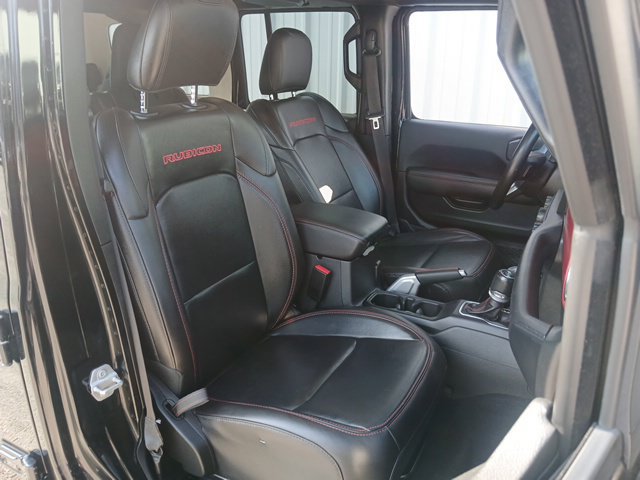 Used 2022 Jeep Wrangler Unlimited Rubicon w/ Xtreme Recon 35" Tire Package AWD/4WD image 28